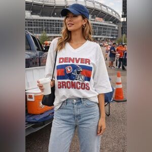 Vintage 80’s Denver Broncos Garan NFL 
V-Neck 3/4 Sleeve Football Shirt Medium